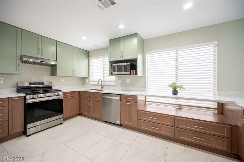 3725 Shanagolden Street Las Vegas, NV 89129