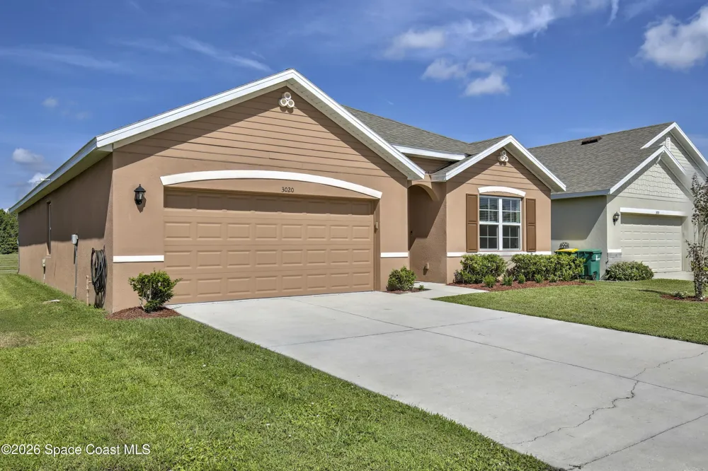 3020 Burrowing Owl Drive Mims, FL 32754
