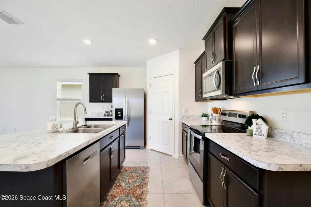 3020 Burrowing Owl Drive Mims, FL 32754