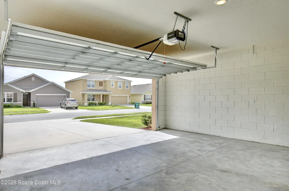 3020 Burrowing Owl Drive Mims, FL 32754