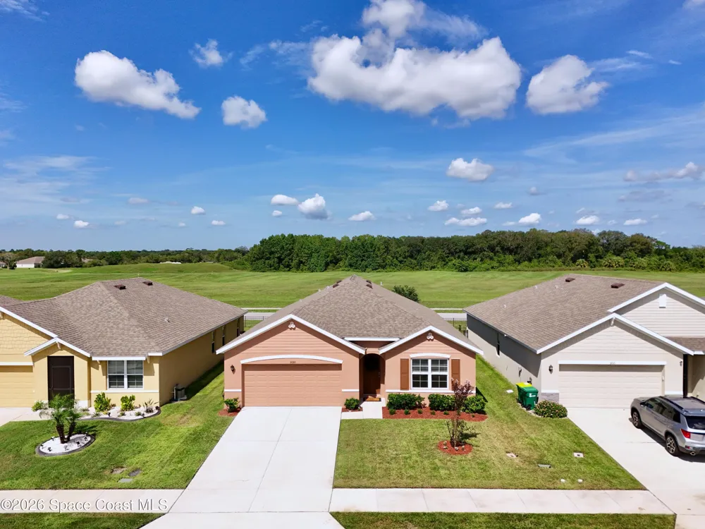 3020 Burrowing Owl Drive Mims, FL 32754