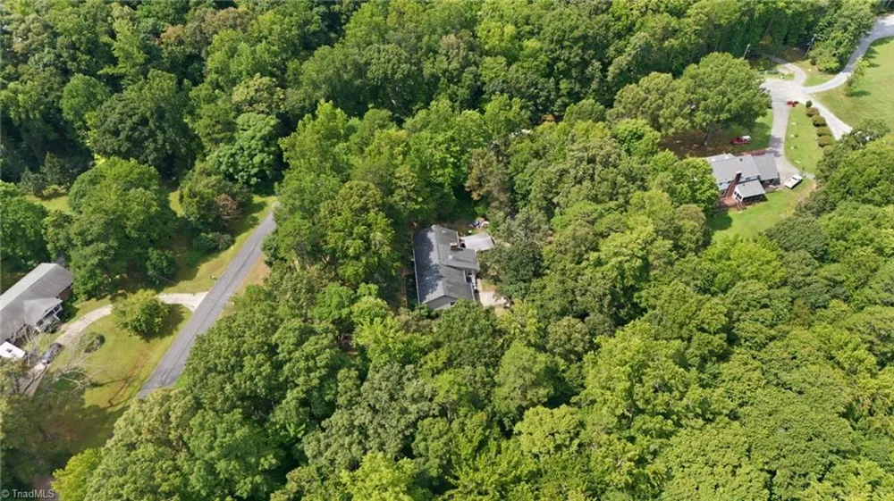100 Brandon Court Lexington, NC 27295
