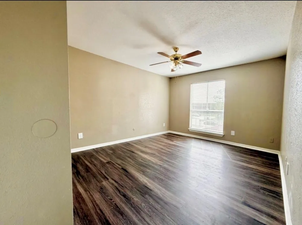 9350 Country Creek Drive #31 Houston, TX 77036