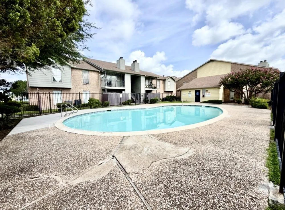 9350 Country Creek Drive #31 Houston, TX 77036