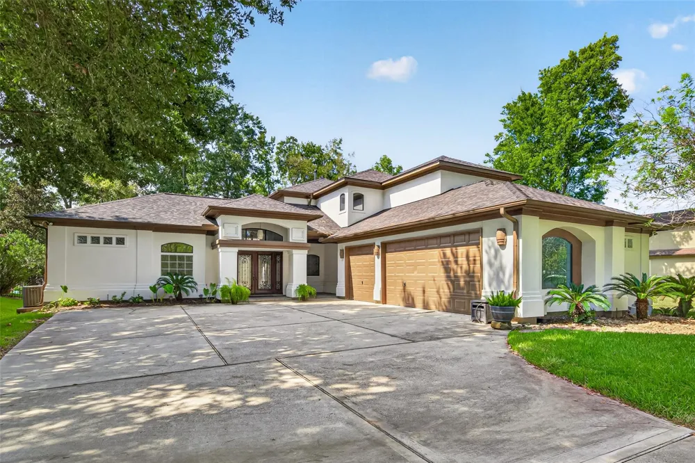 11436 Grand Pine Drive Montgomery, TX 77356