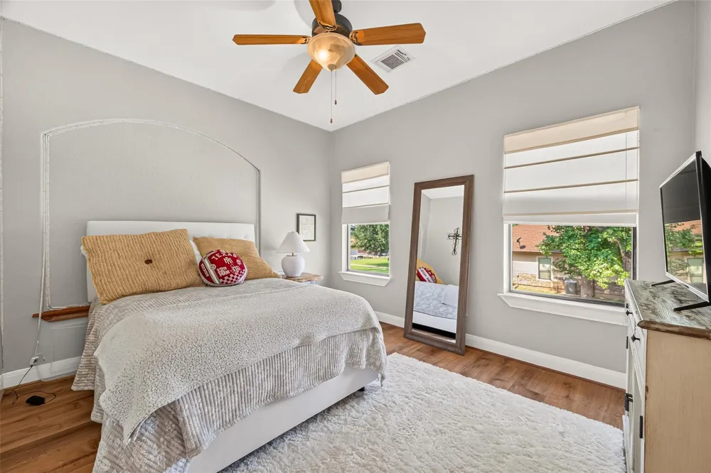 11436 Grand Pine Drive Montgomery, TX 77356
