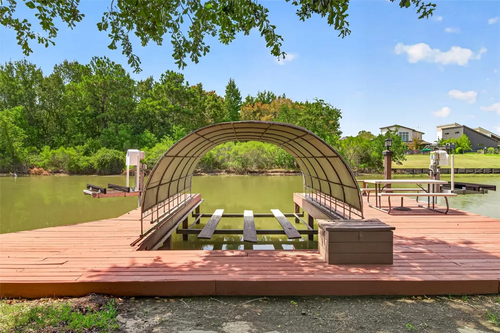 11436 Grand Pine Drive Montgomery, TX 77356