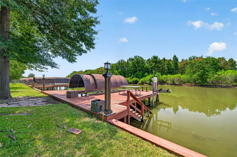 11436 Grand Pine Drive Montgomery, TX 77356
