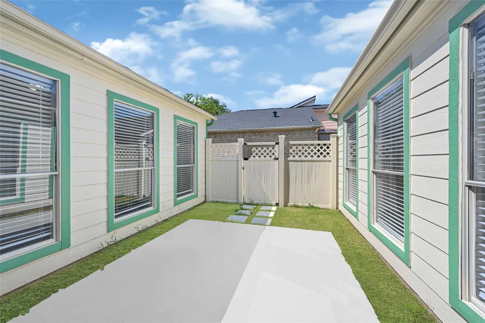 4222 Wildacres Drive Houston, TX 77072