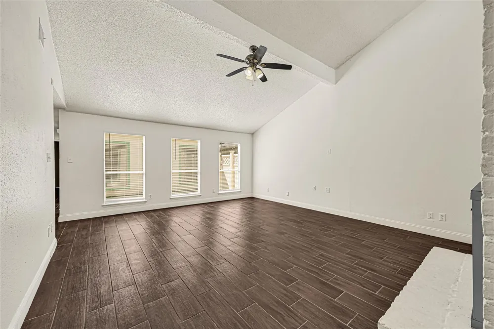 4222 Wildacres Drive Houston, TX 77072