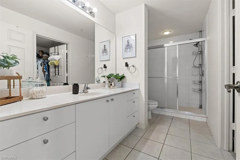 4420 Botanical Place Circle #402 Naples, FL 34112