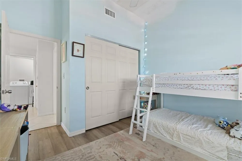 4420 Botanical Place Circle #402 Naples, FL 34112