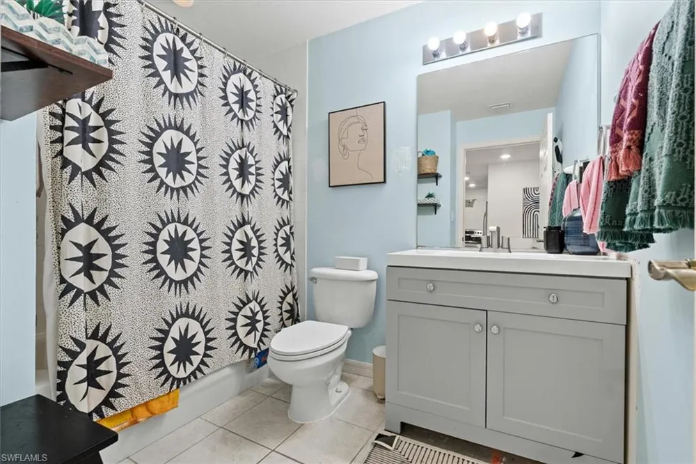 4420 Botanical Place Circle #402 Naples, FL 34112