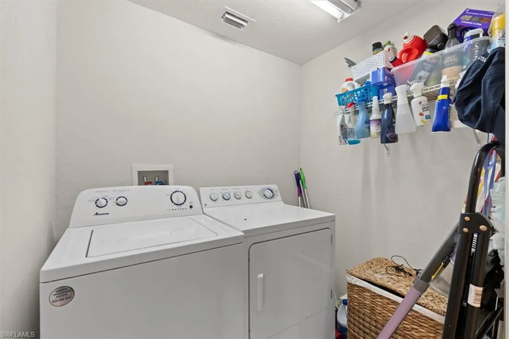 4420 Botanical Place Circle #402 Naples, FL 34112