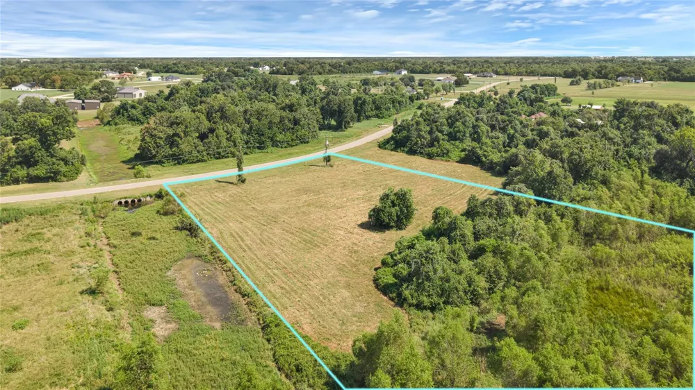 22810 Pittman Drive Angleton, TX 77515