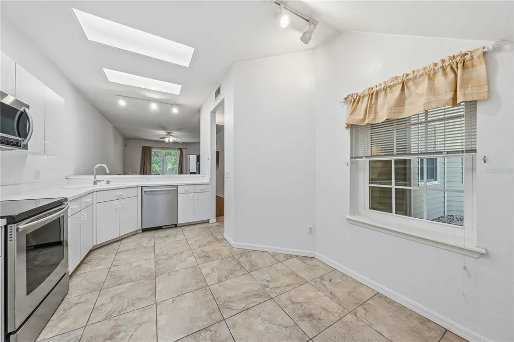 22128 LITTLE LAGOON COURT Lutz, FL 33549