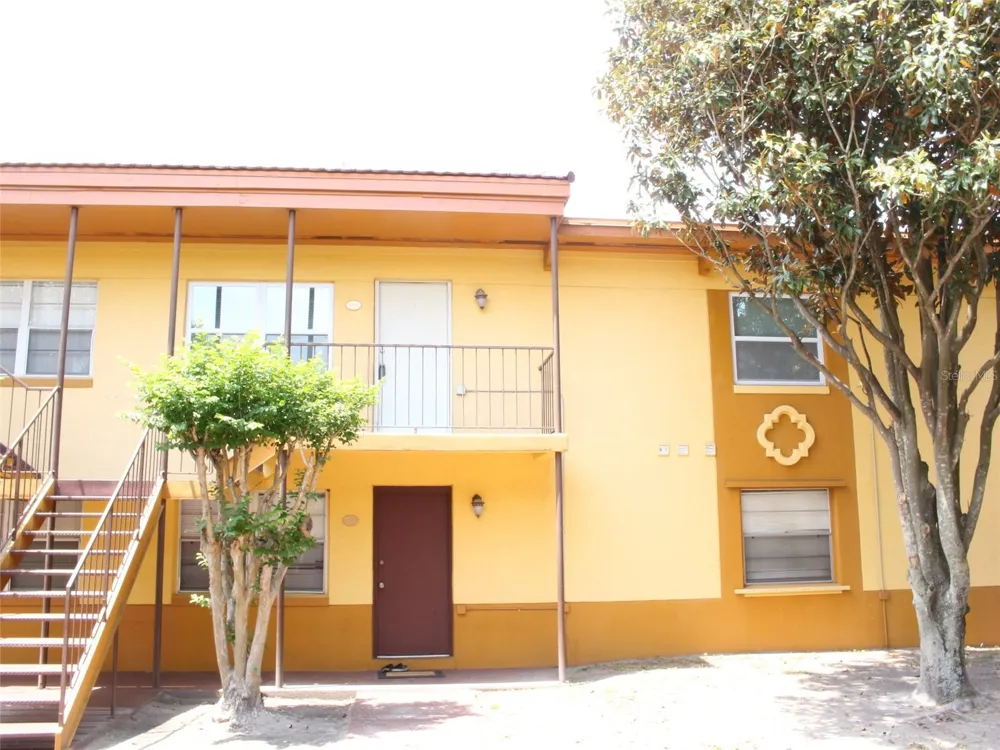 794 RIDENHOUR CIRCLE #794 Orlando, FL 32809