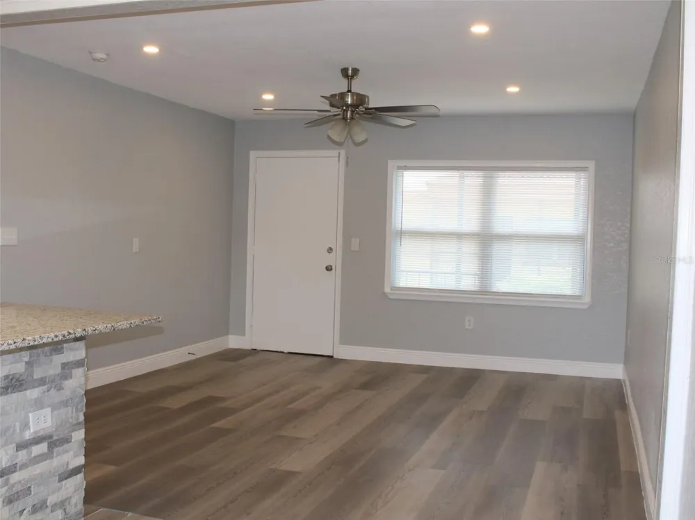794 RIDENHOUR CIRCLE #794 Orlando, FL 32809