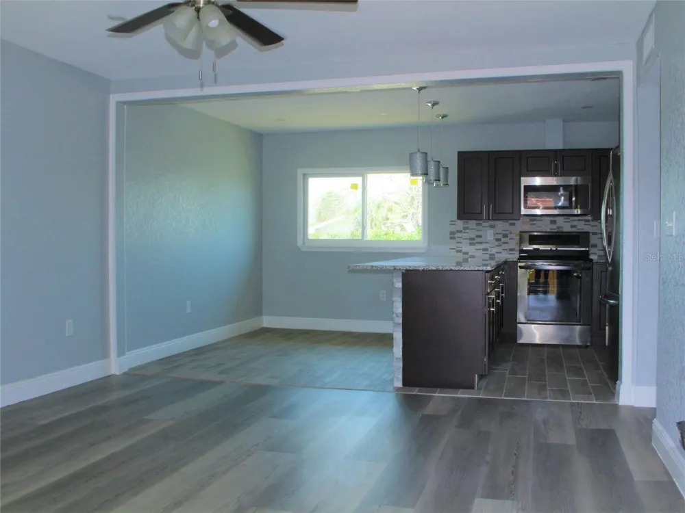 794 RIDENHOUR CIRCLE #794 Orlando, FL 32809