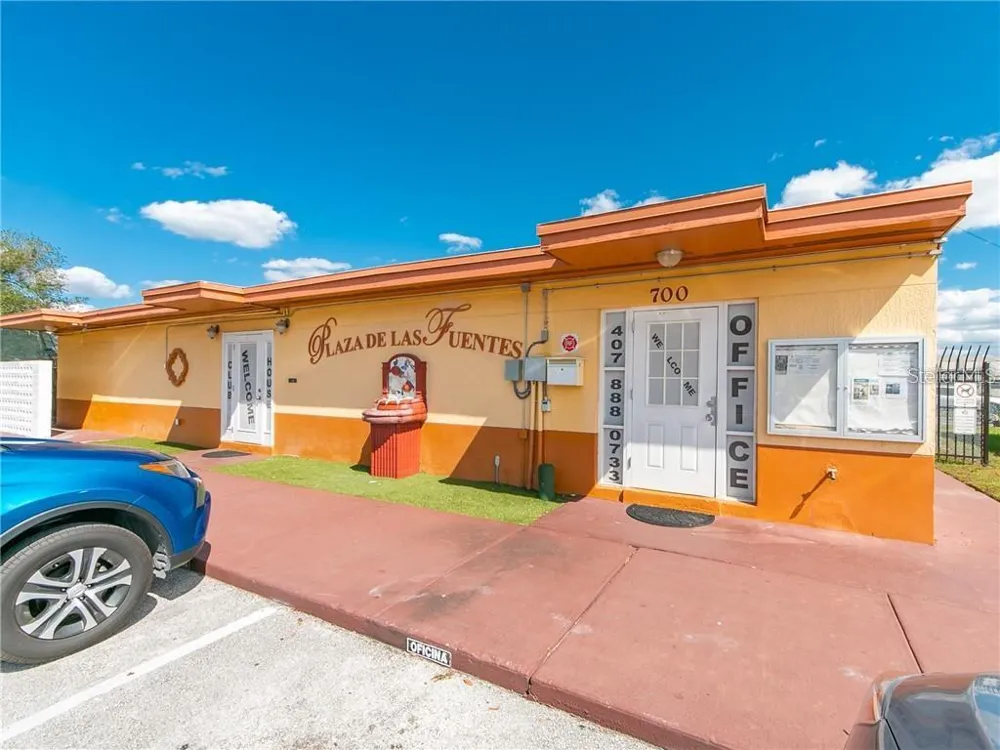 794 RIDENHOUR CIRCLE #794 Orlando, FL 32809