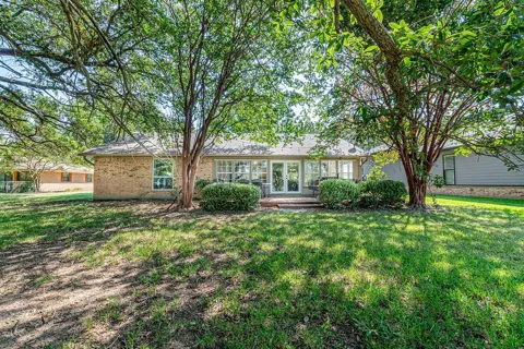 542 Arrowwood Beach Road