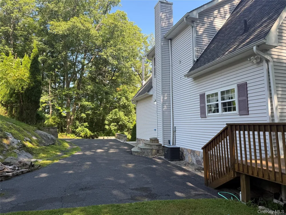 10 Jay Court Carmel, NY 10512