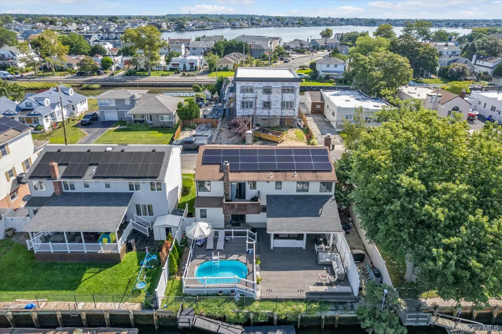 3290 Parkway Drive Baldwin, NY 11510