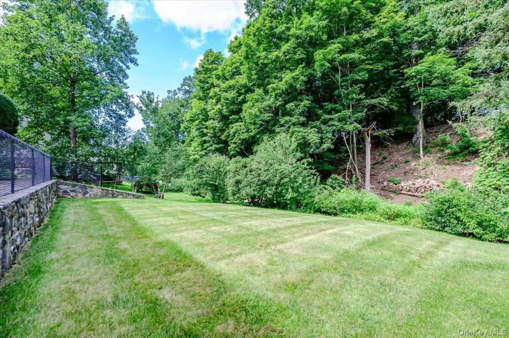 9 Somerstown Road Ossining, NY 10562