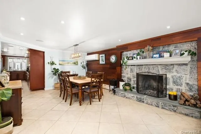 25 W 10th Road Broad Channel, NY 11693