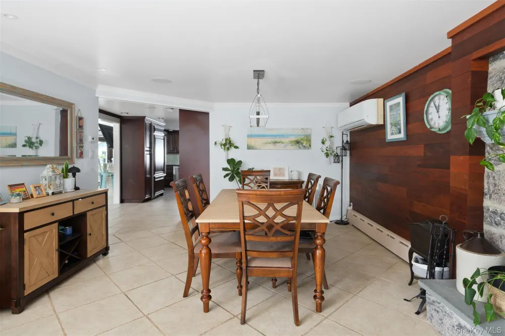 25 W 10th Road Broad Channel, NY 11693