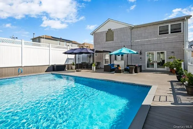 25 W 10th Road Broad Channel, NY 11693