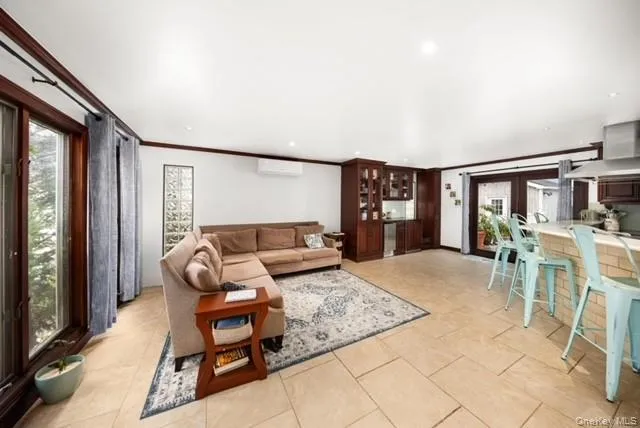 25 W 10th Road Broad Channel, NY 11693