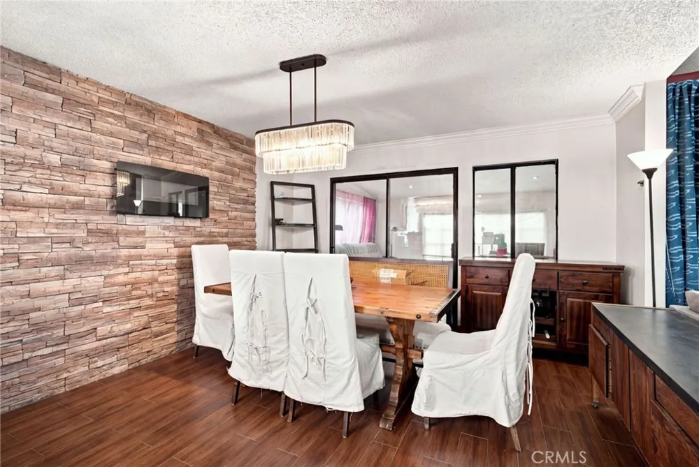 3123 Buffalo Ontario, CA 91761