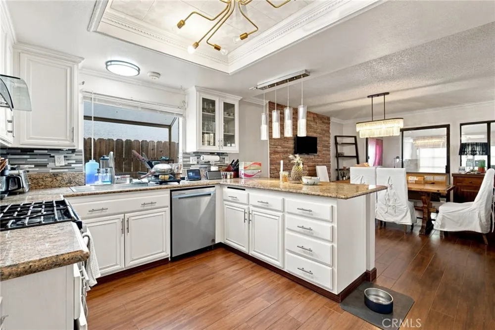 3123 Buffalo Ontario, CA 91761