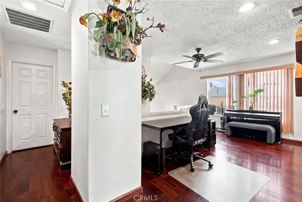 3123 Buffalo Ontario, CA 91761