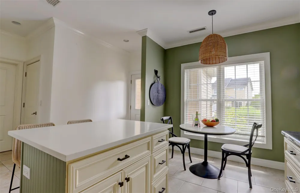 415 Gardenia Drive Rhinebeck, NY 12572