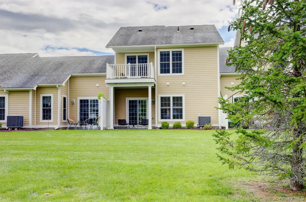 415 Gardenia Drive Rhinebeck, NY 12572