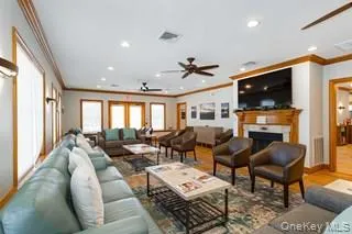 415 Gardenia Drive Rhinebeck, NY 12572