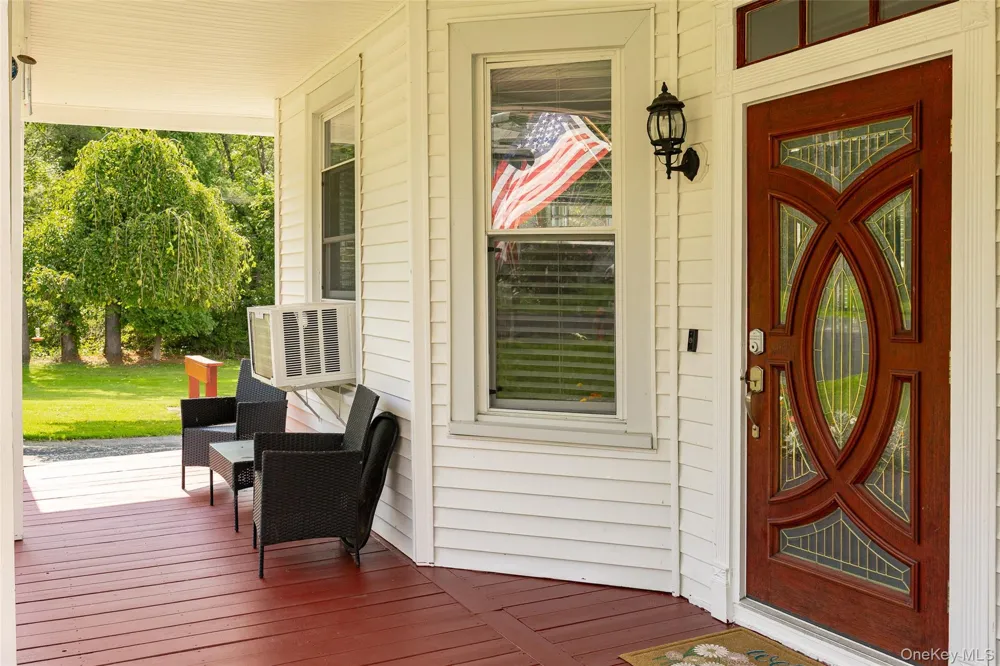 9 Hughes Avenue Staatsburg, NY 12580