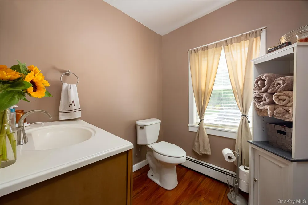 9 Hughes Avenue Staatsburg, NY 12580