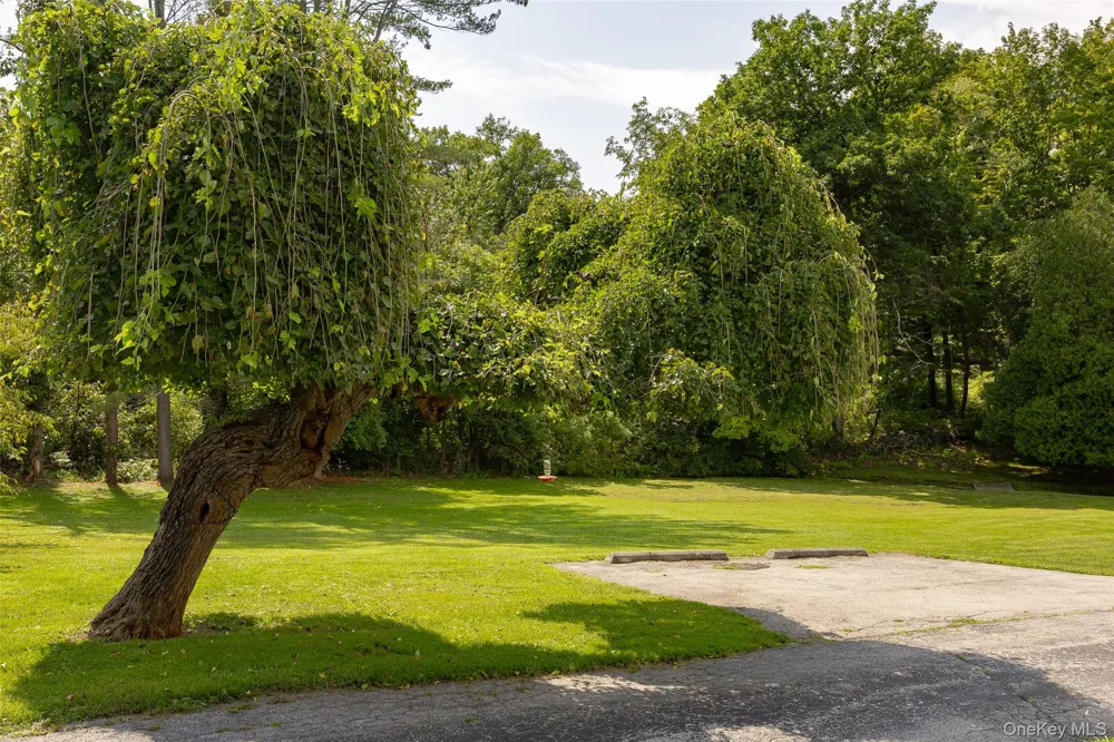 9 Hughes Avenue Staatsburg, NY 12580