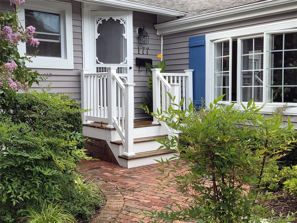 177 Drexel Avenue Westbury, NY 11590