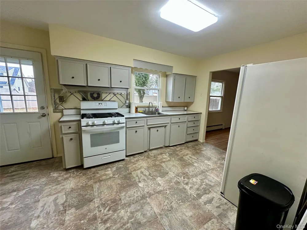 74 Clifton Place Port Jefferson Station, NY 11776