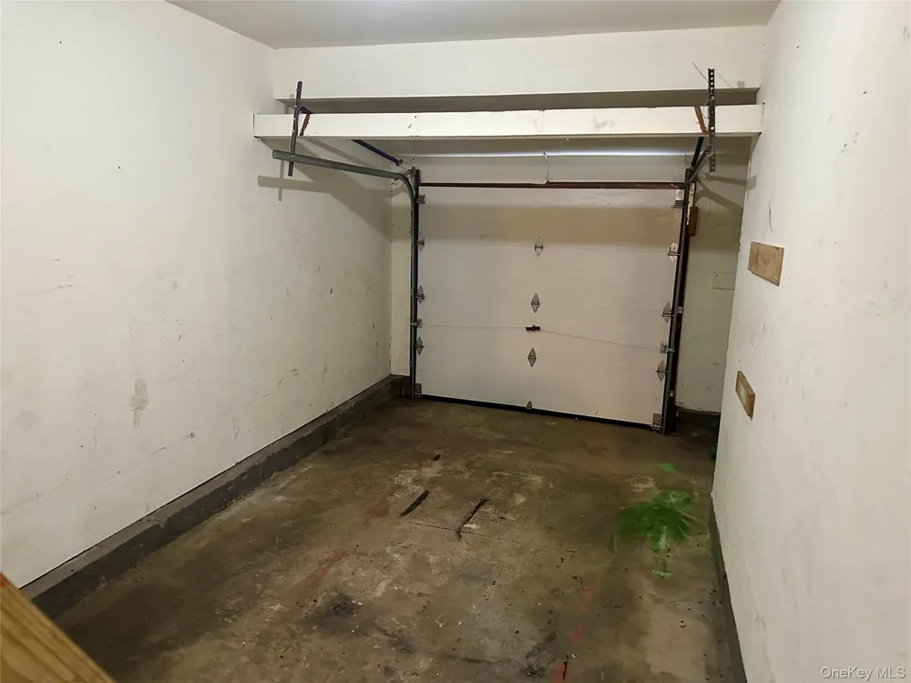 74 Clifton Place Port Jefferson Station, NY 11776