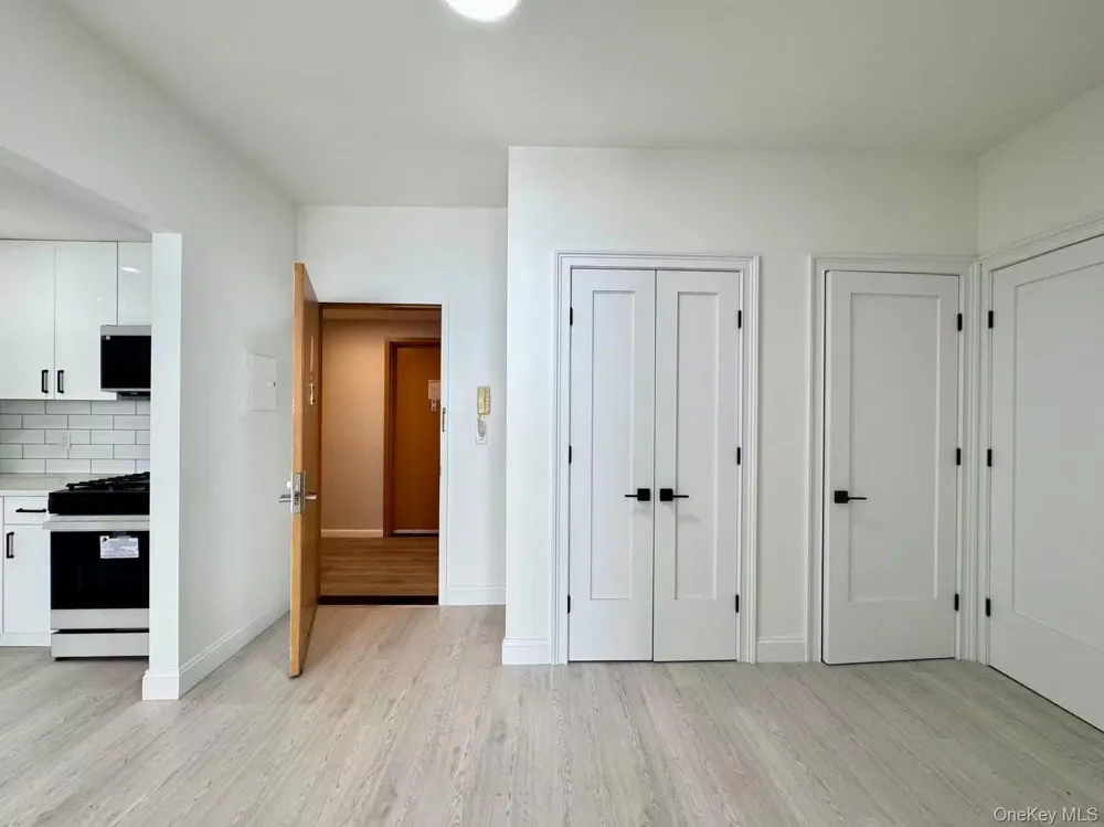 1434 110th Street #4K College Point, NY 11356
