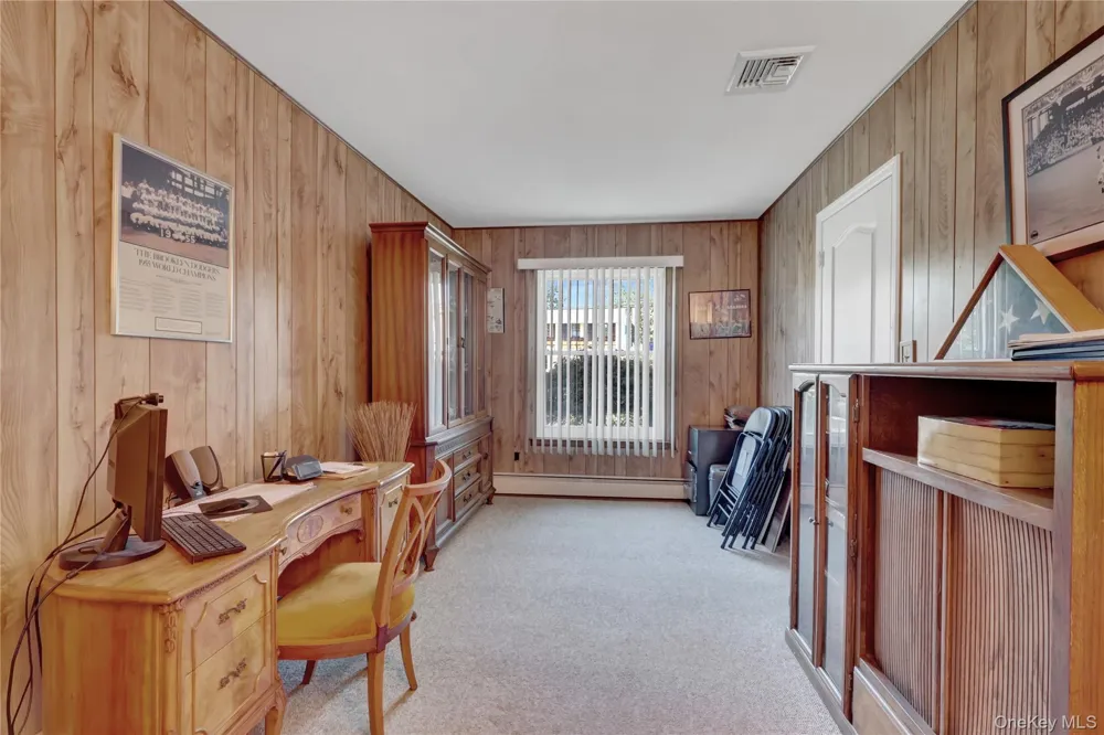 14 Milhouse Lane Lake Grove, NY 11755