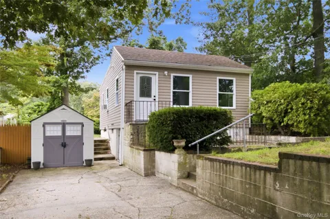34 Whitestone Road