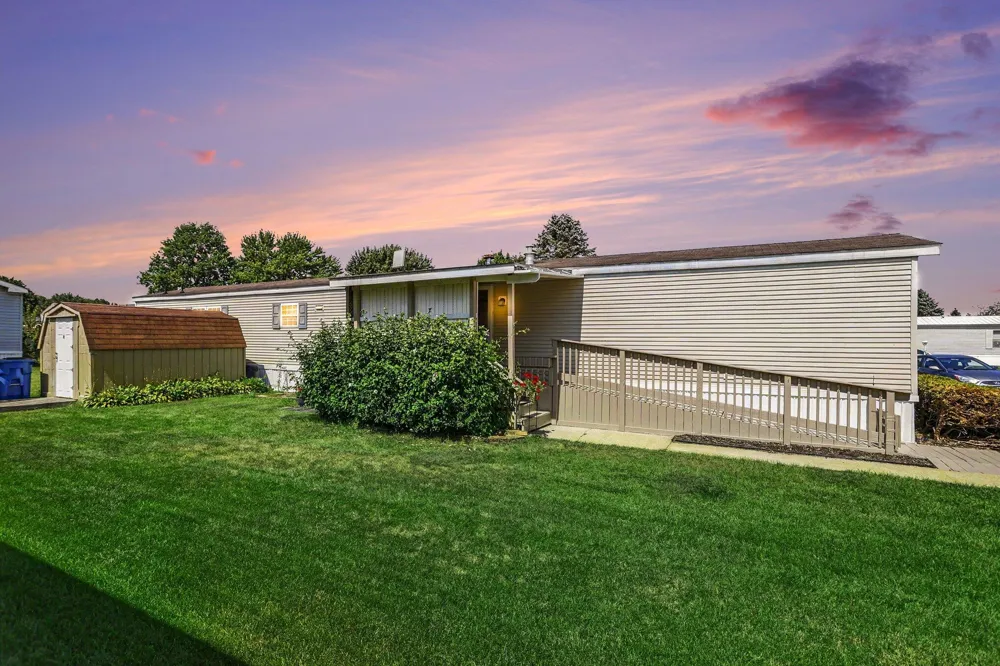 69205 Garver Lake Road #52 Edwardsburg, MI 49112
