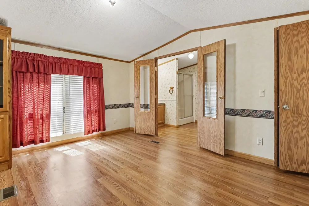 69205 Garver Lake Road #52 Edwardsburg, MI 49112