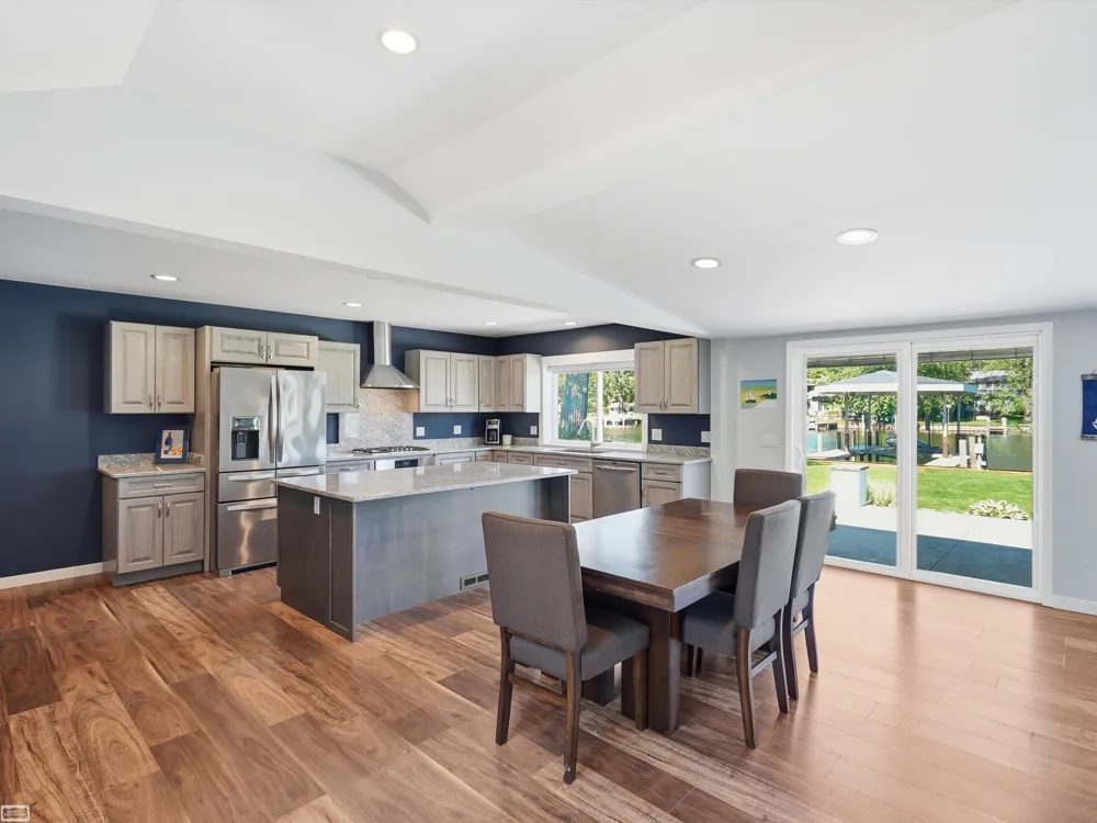 39734 Cove Street Harrison Charter Township, MI 48045